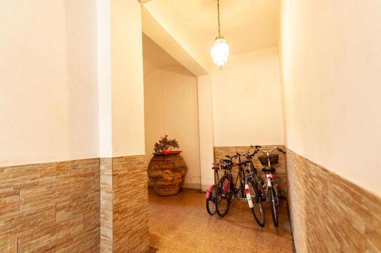 Porta Antica Apartment Болонья Экстерьер фото